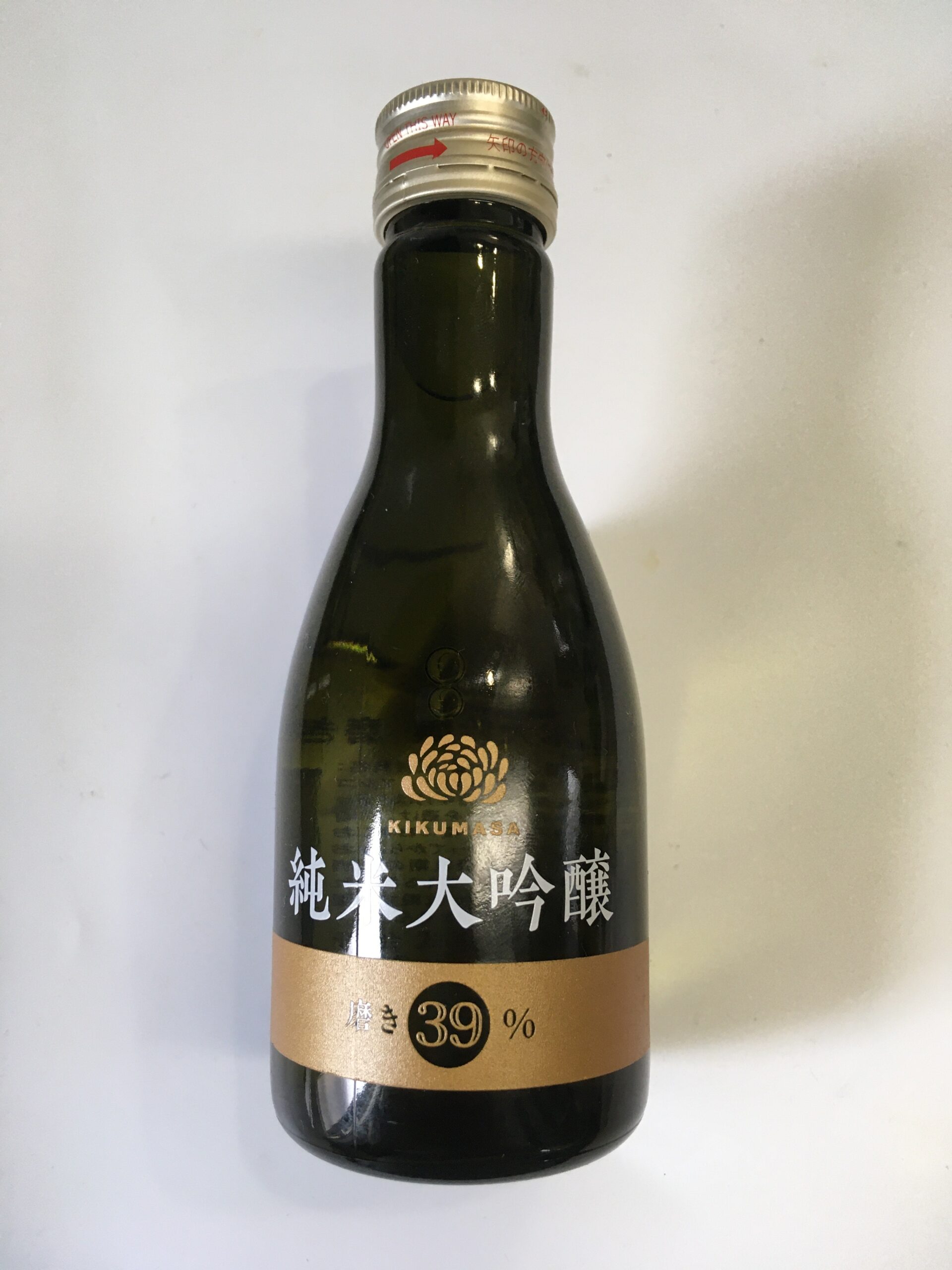 菊正宗　純米大吟醸　磨き39％ビン